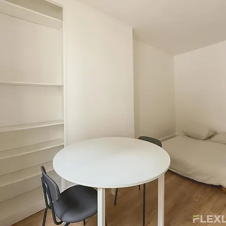 Immeuble Chapelle Apartment *