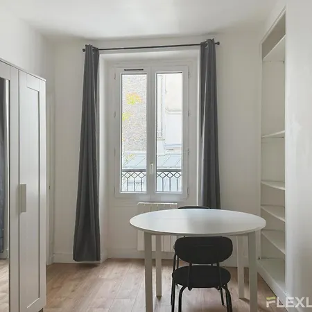 Immeuble Chapelle Apartman *
