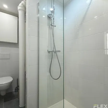 Immeuble Chapelle Apartamento