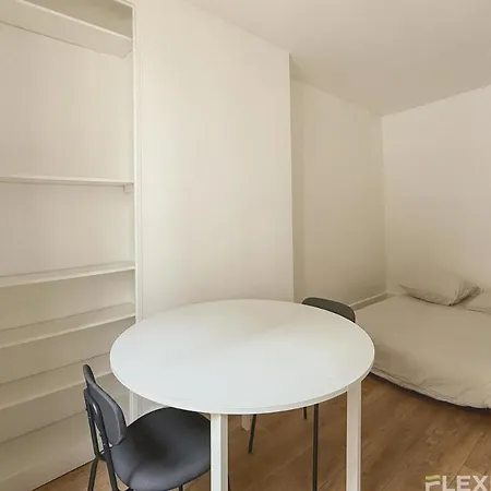 Immeuble Chapelle Apartamento